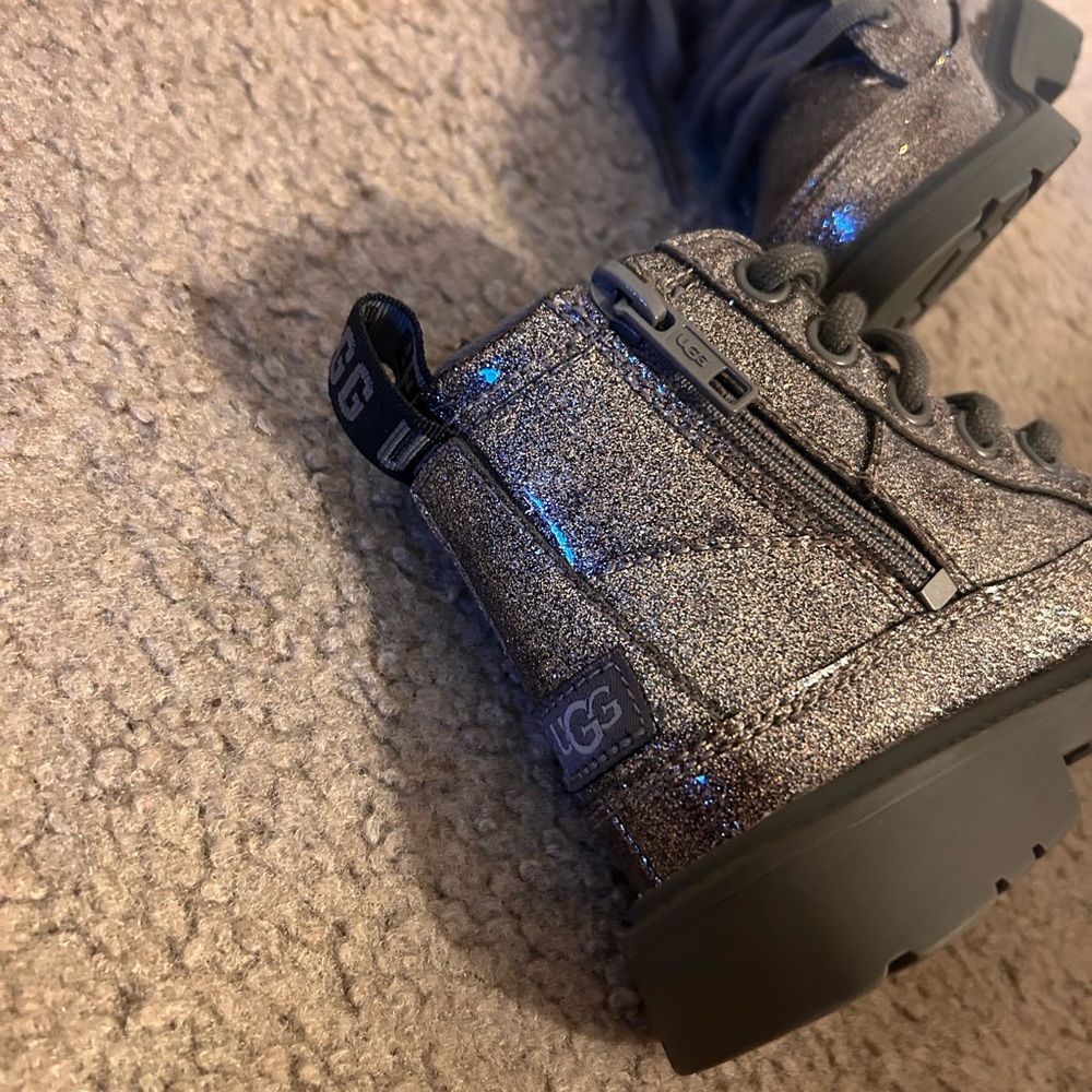 🤍🖤🩶Glitter UGG Combat Boot🩶🖤🤍 - Picture 9 of 12